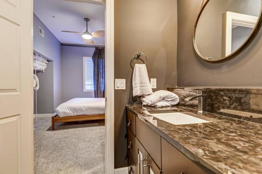 Lovely 2-bedroom Unit In